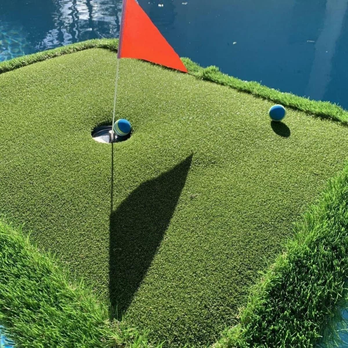 Floating Golf Putting Green Floating Golf Putting Green - Image 6